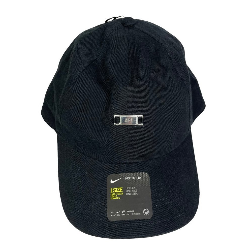 2017 Nike Heritage 86 Black Strap Back Baseball Hat Cap Unisex One Size
